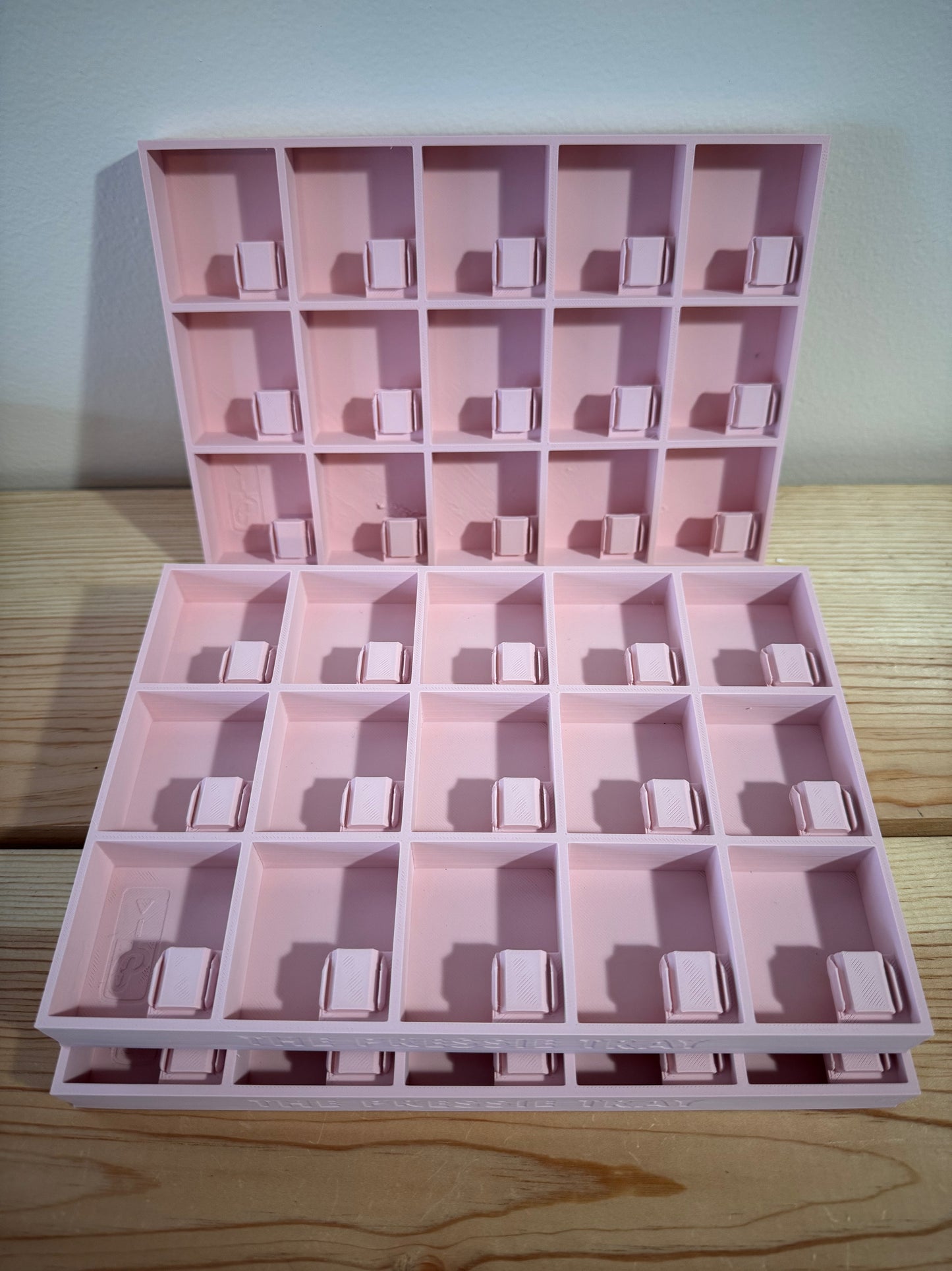 Press-On Trays (023)