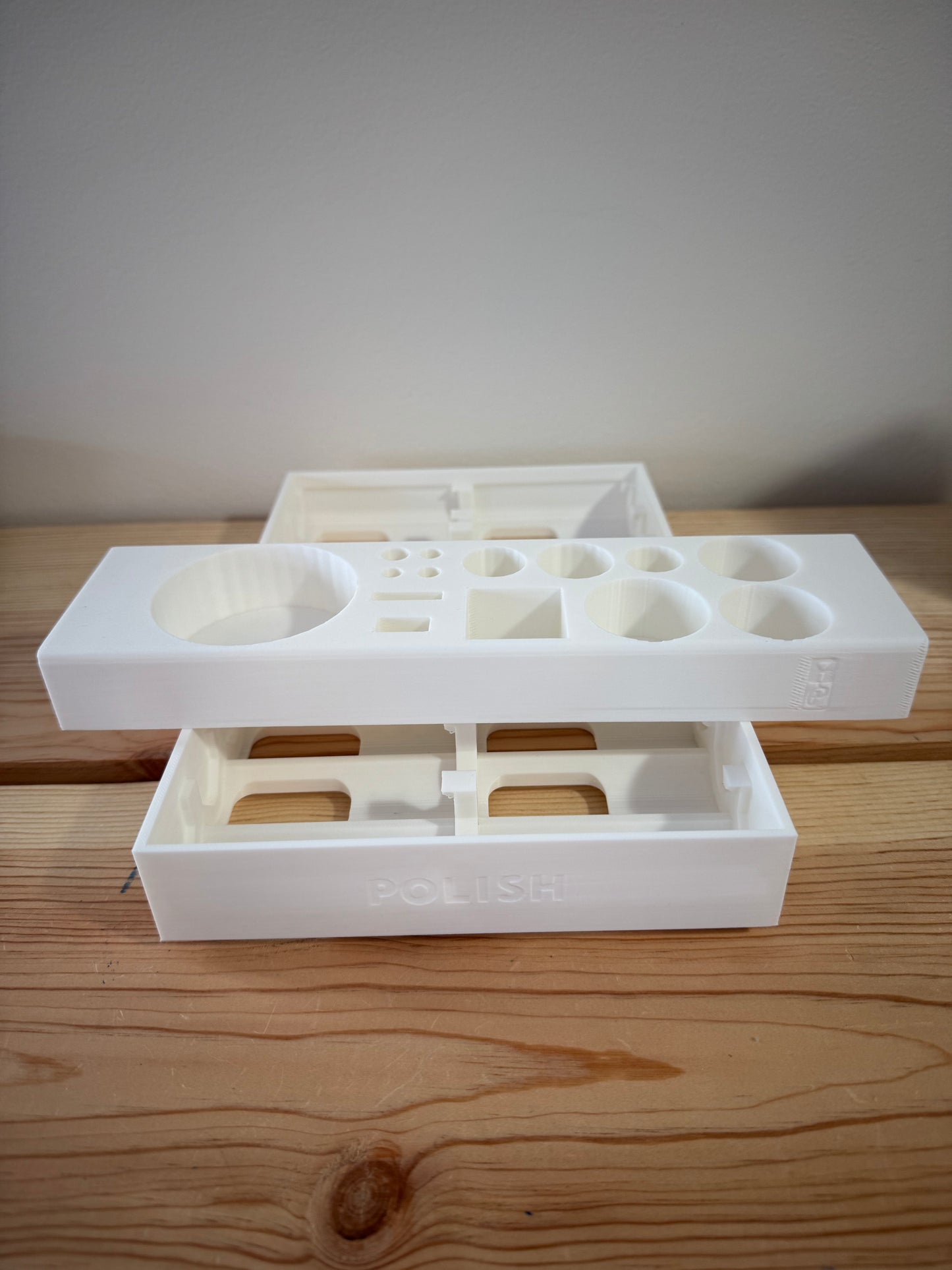 The Polish Tray and Mani Minimalist (024)